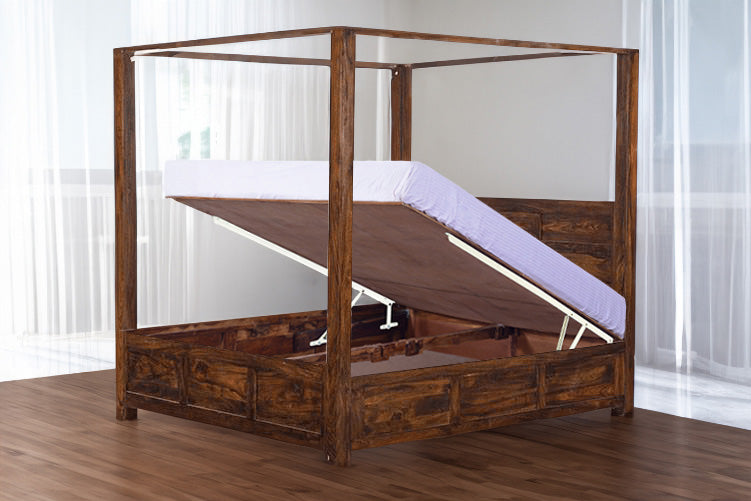 Solid Wood Poster Bed Romeo with Hydraulic Storage