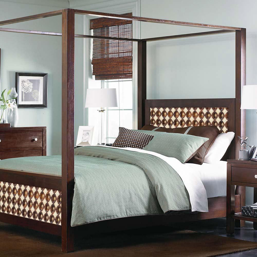 Solid Wood Poster Bed Romeo Brass Royale