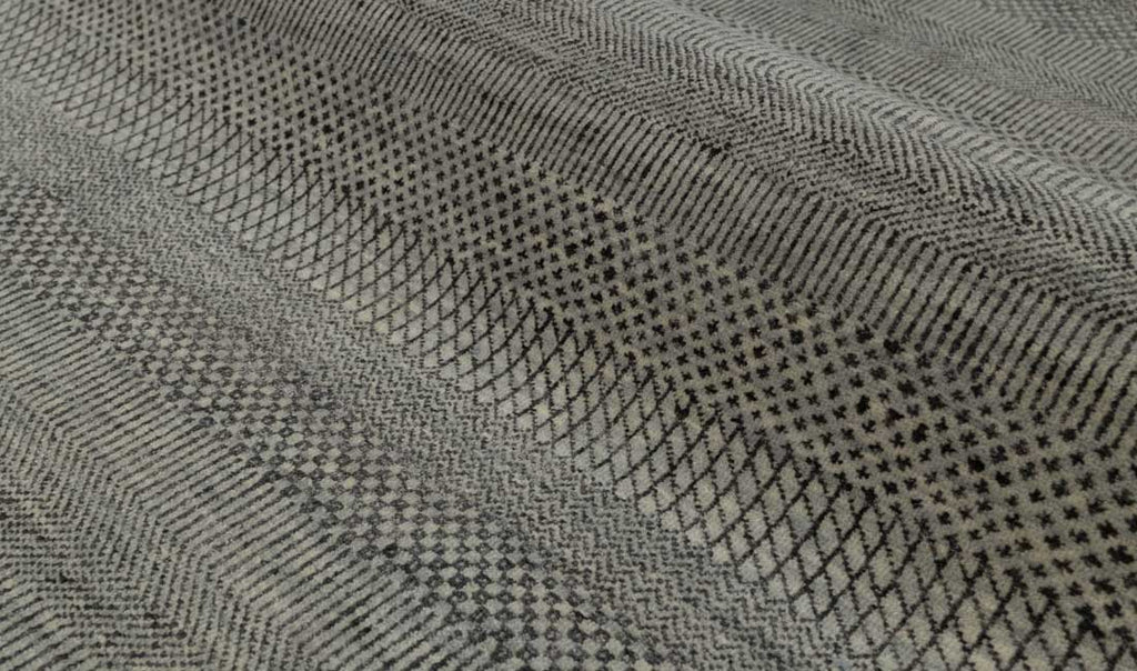 Luxury - Mandia Grey Wool & Bamboo Silk Hand Knotted Premium Carpet