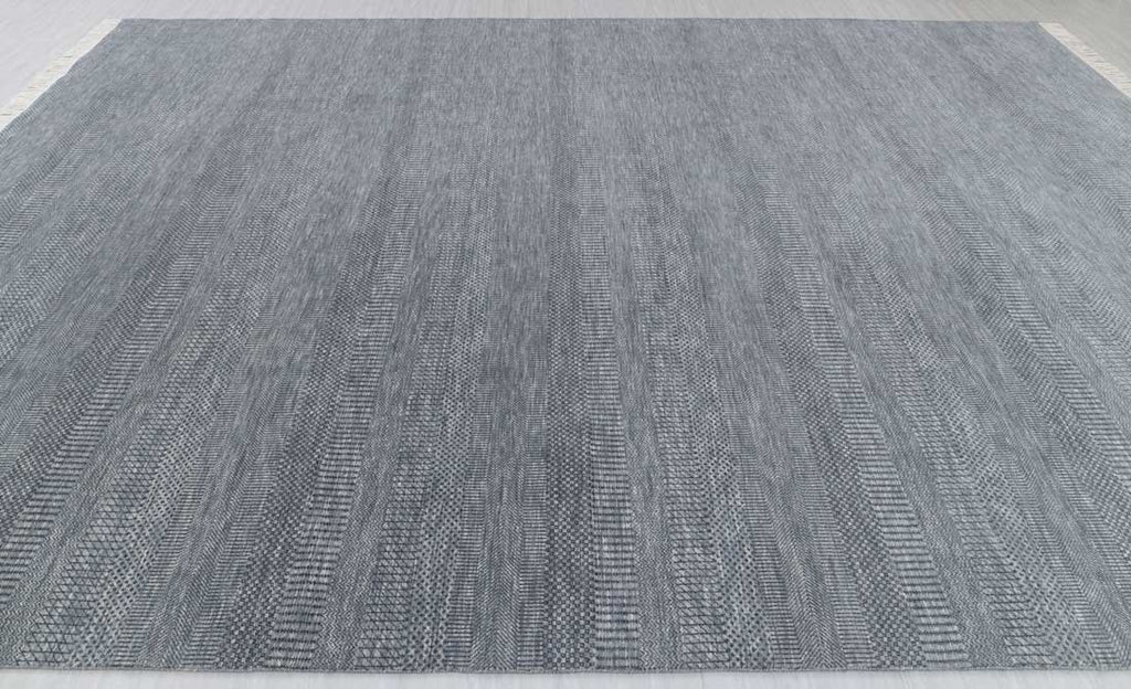 Luxury - Davos Grey Charcoal Wool & Bamboo Silk Hand Knotted Premium Carpet