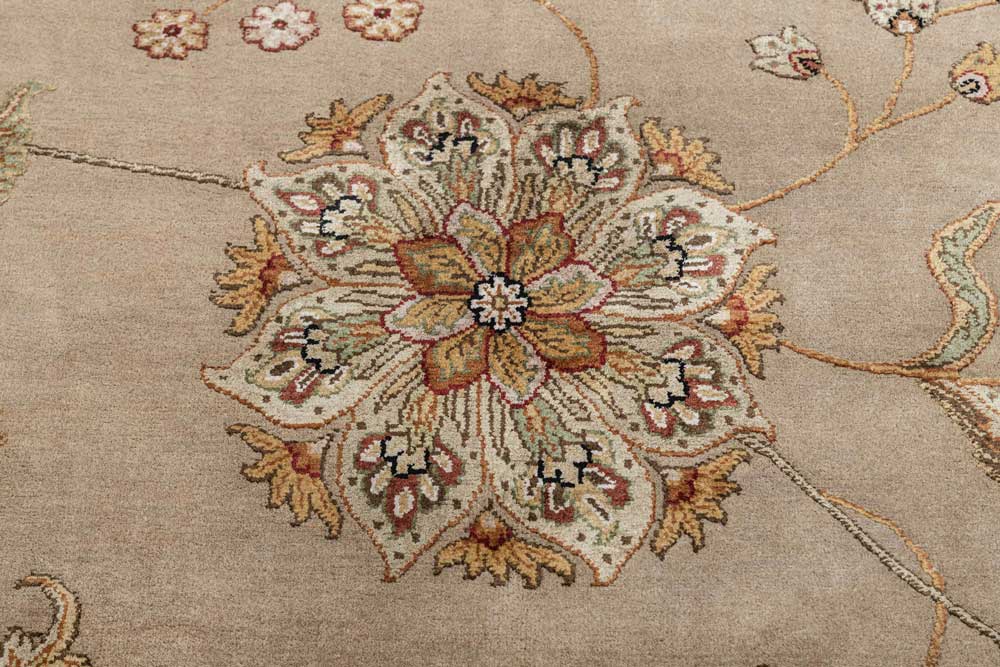 Luxury - Kasbah Sand Wool & Silk Hand Knotted Premium Carpet
