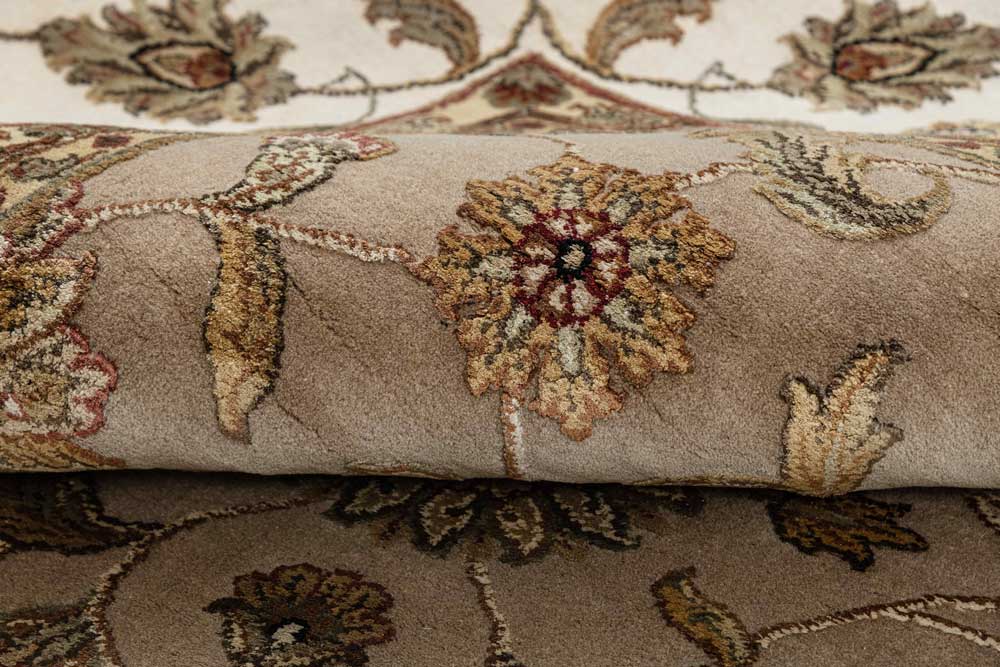 Luxury - Basis Sand Ivory Wool & Silk Hand Knotted Premium Carpet