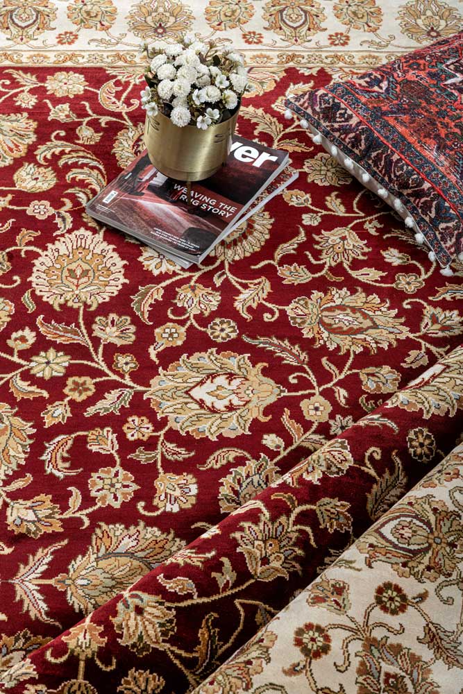 Luxury - Basis Red Ivory Wool & Silk Hand Knotted Premium Carpet