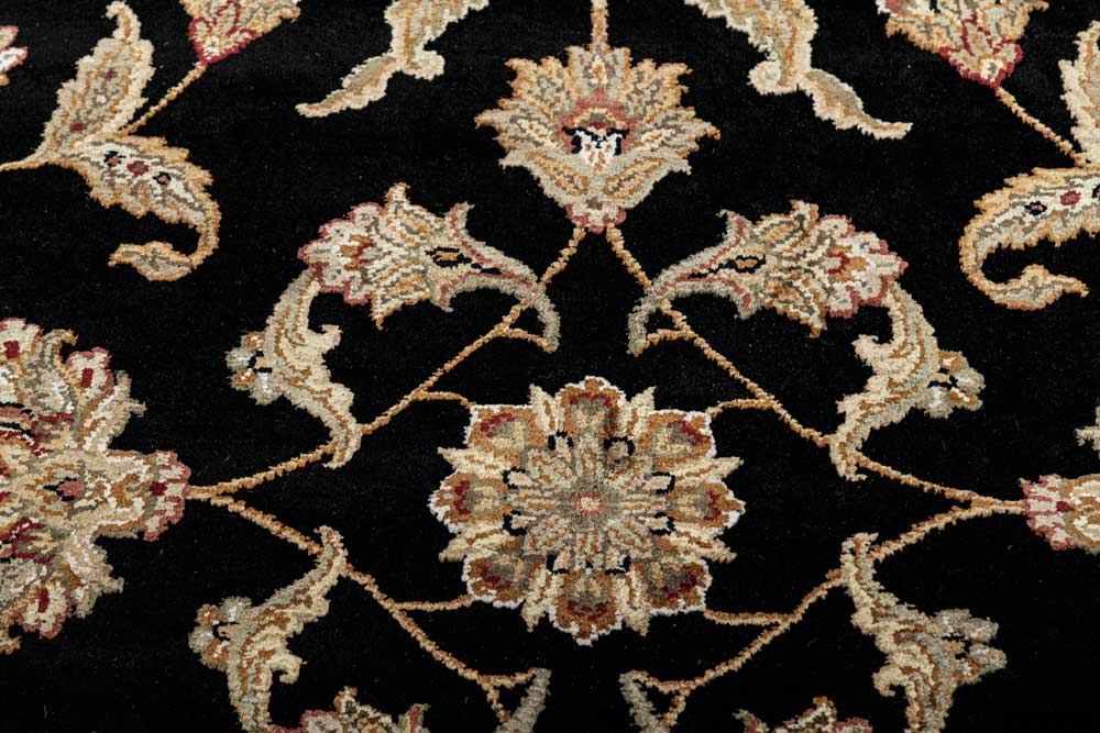 Luxury - Basis Black Ivory Wool & Silk Hand Knotted Premium Carpet
