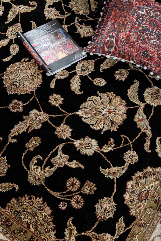 Luxury - Basis Black Ivory Wool & Silk Hand Knotted Premium Carpet
