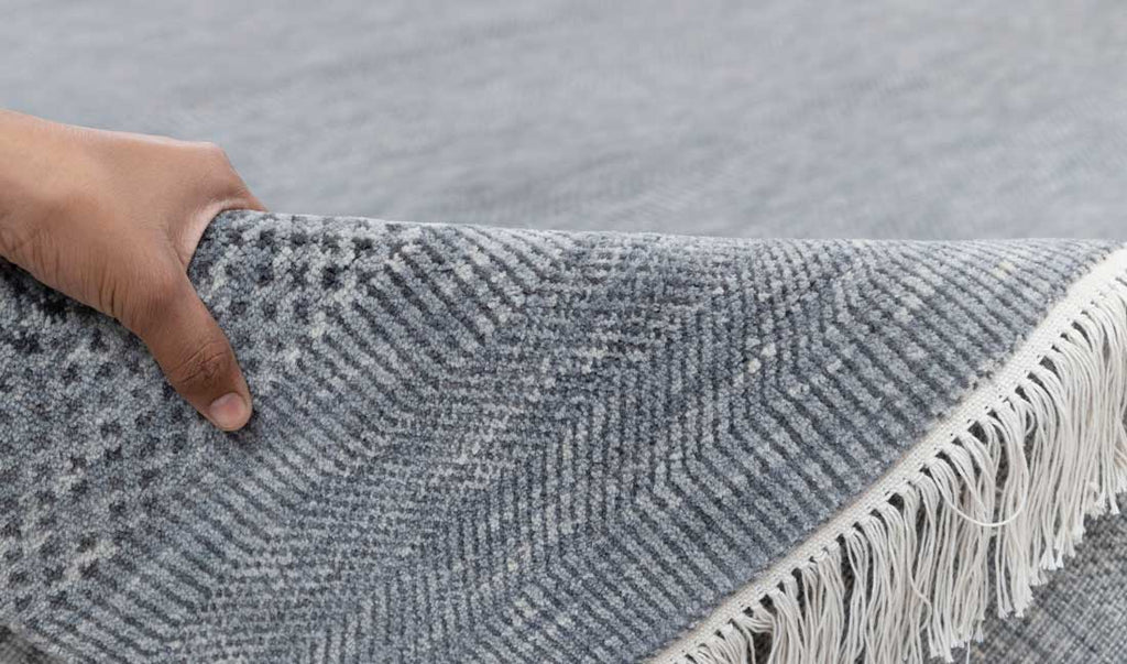 Luxury - Davos Grey Charcoal Wool & Bamboo Silk Hand Knotted Premium Carpet