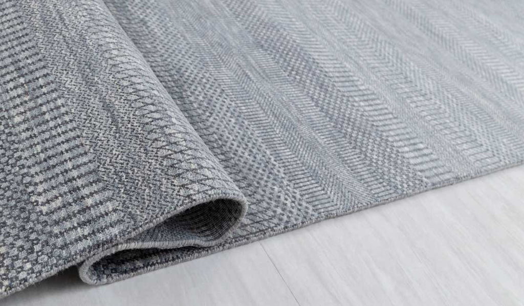 Luxury - Davos Grey Charcoal Wool & Bamboo Silk Hand Knotted Premium Carpet