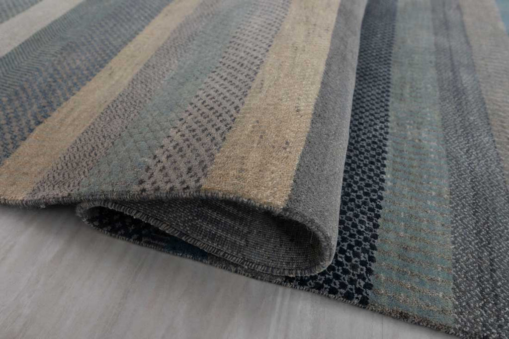 Luxury - Oregon Blue Grey Camel Wool & Bamboo Silk Hand Knotted Premium Carpet