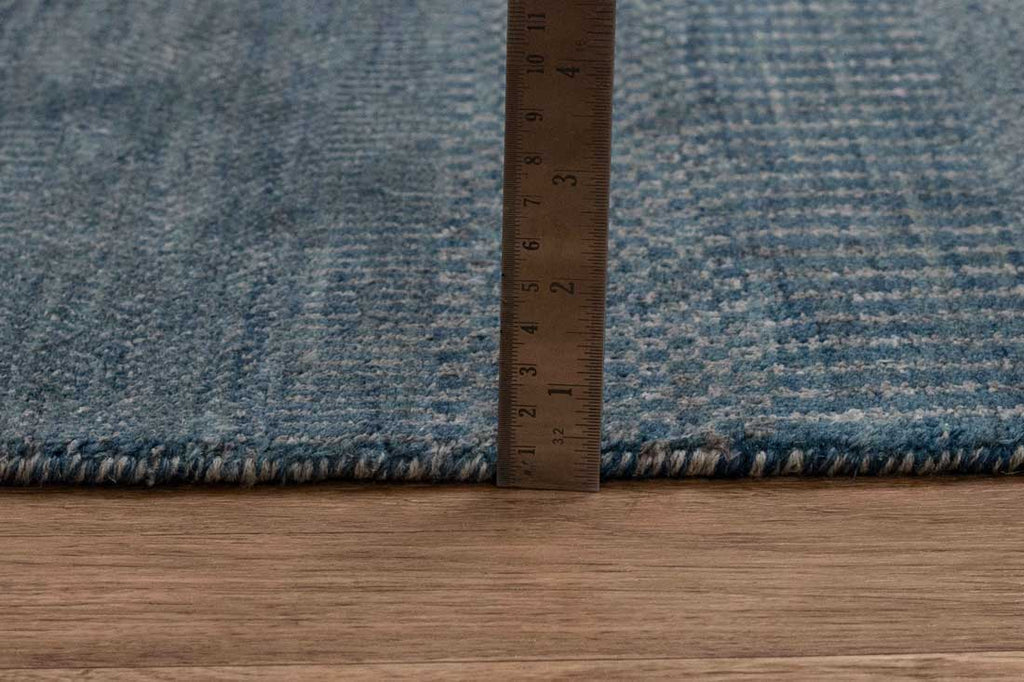 Luxury - Gradient Blue Grey Wool & Bamboo Silk Hand Knotted Premium Carpet
