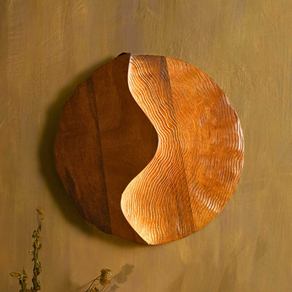 Solid Luna Wall Light