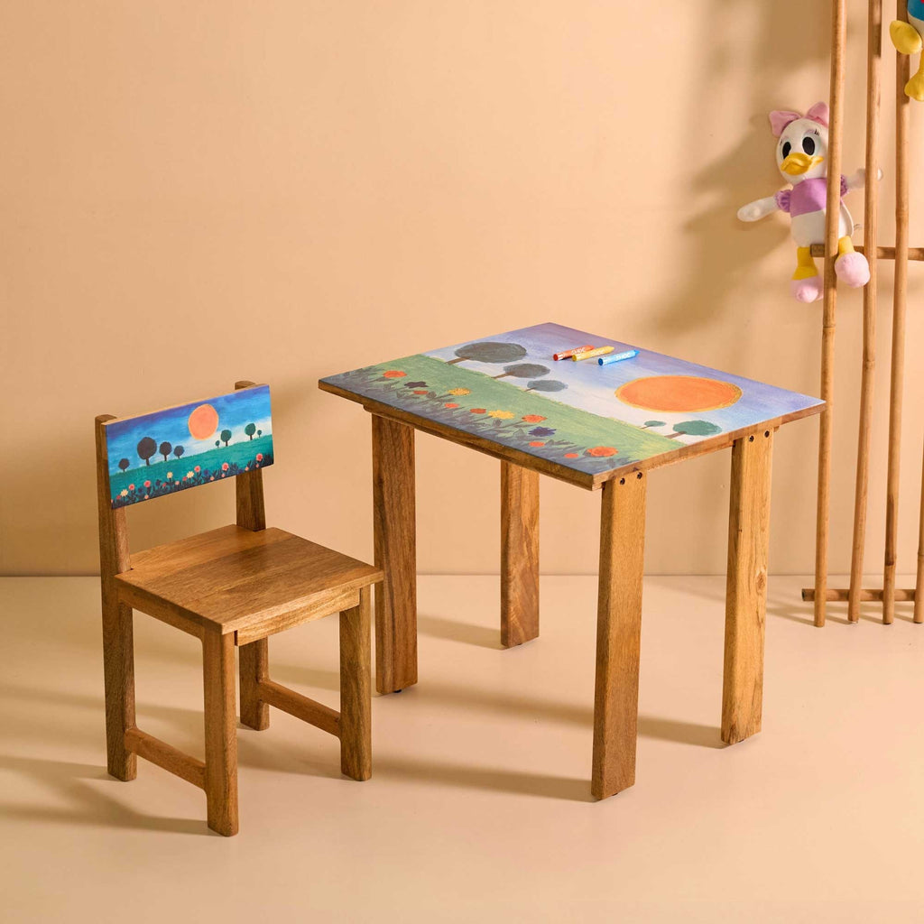 Solid Wood Dreamland kids Desk with Chair
