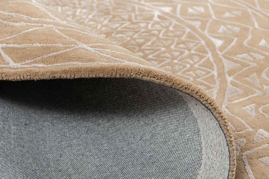 Drums Beige Gold Wool And Bamboo Silk Hand Tufted Carpet