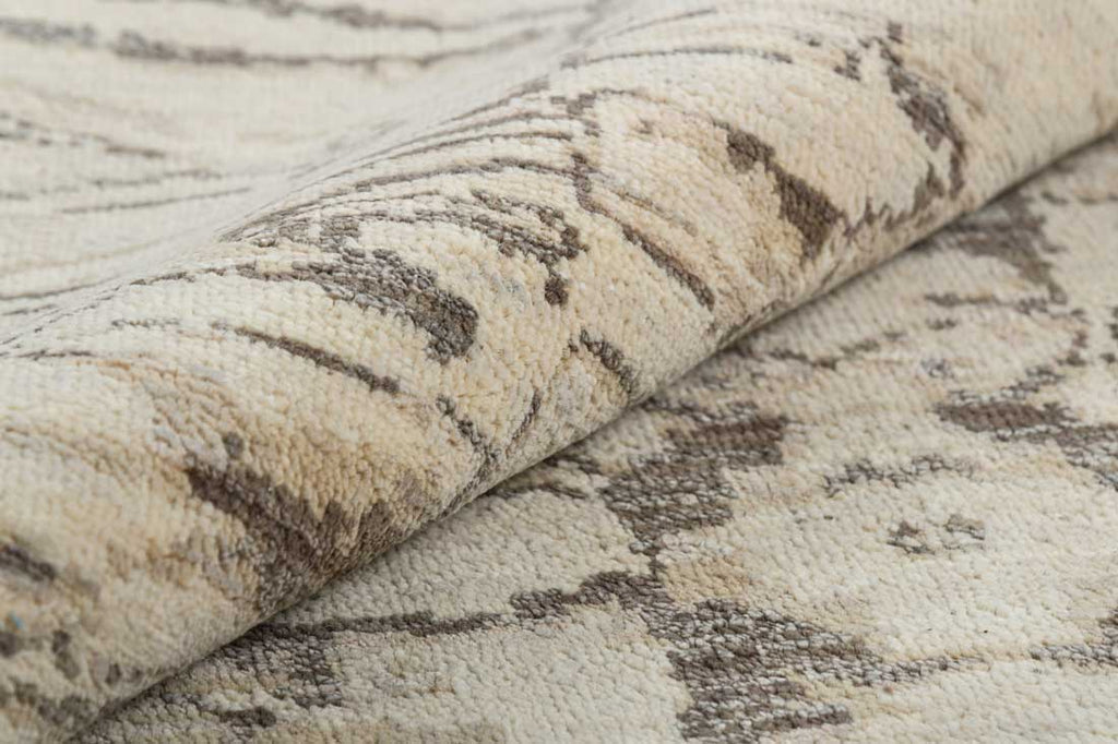Luxury - Pristine Beige Brown Woolen Hand Knotted Premium Carpet