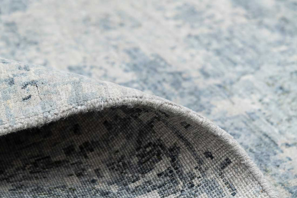 Luxury - Pristine Grey Blue Woolen Hand Knotted Premium Carpet