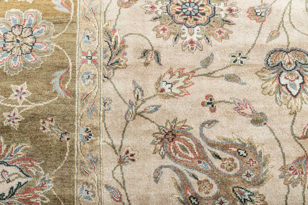 Luxury - Kashmere  Valley Ivory Green Pure Silk Hand Knotted Premium Carpet