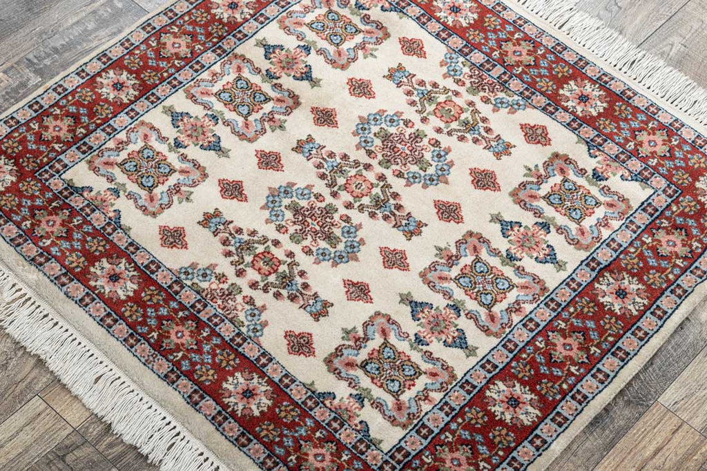 Luxury - Echo Beige Maroon Woolen Hand Knotted Premium Carpet