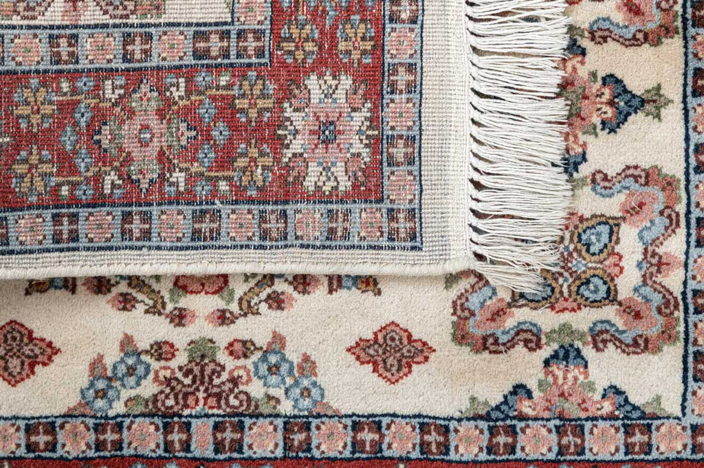 Luxury - Echo Beige Maroon Woolen Hand Knotted Premium Carpet