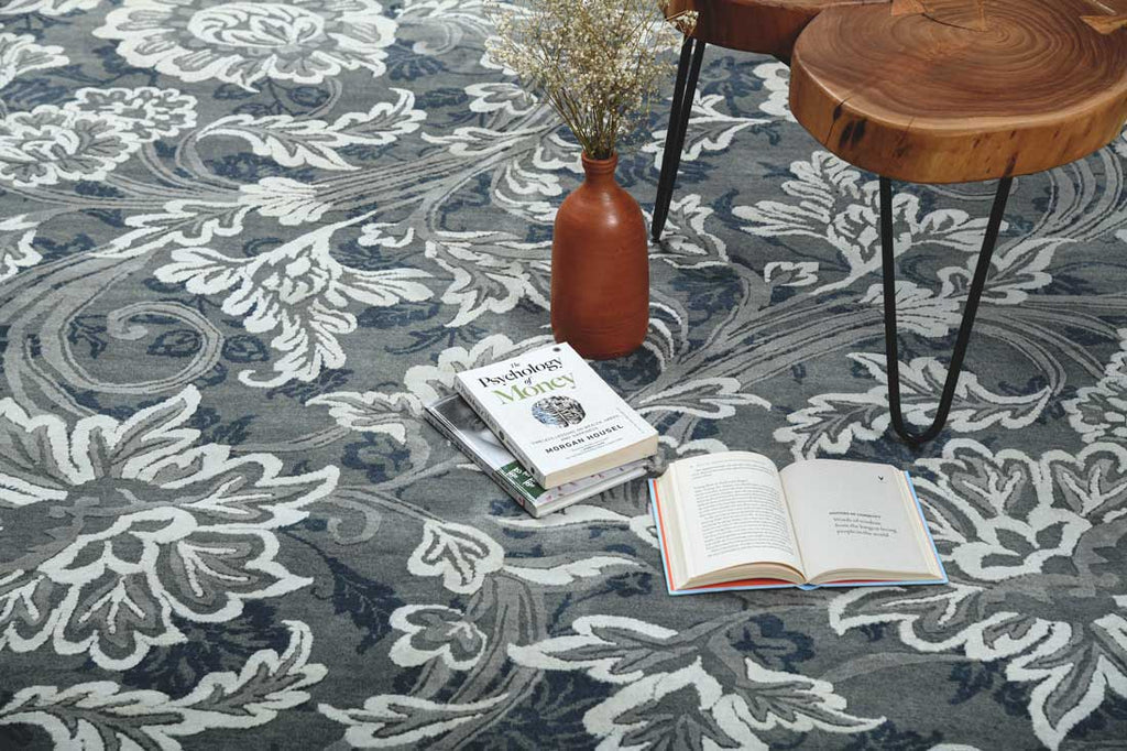 Luxury - Spring Grey Blue Wool & Silk Hand Knotted Premium Carpet