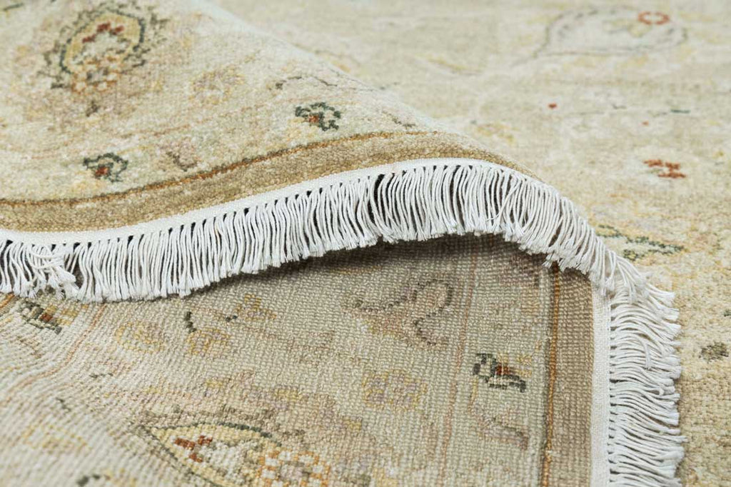 Luxury - Anemone Ivory Beige New Zealand Wool Hand Knotted Premium Carpet