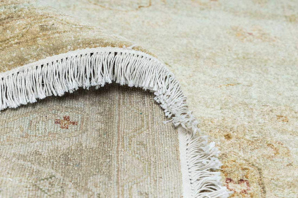 Luxury - Glasswings Ivory Beige New Zealand Wool Hand Knotted Premium Carpet
