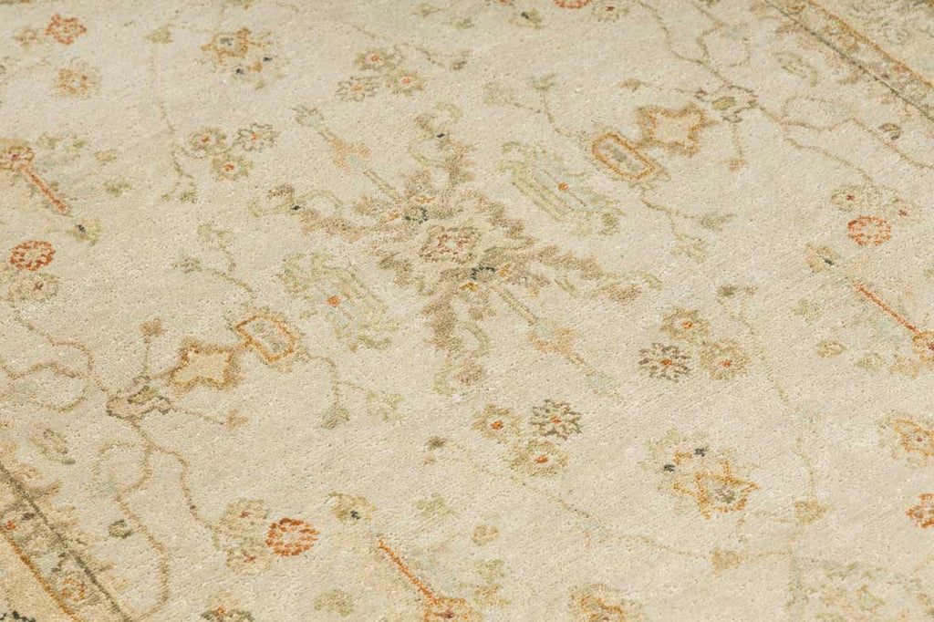 Luxury - Ramble Ivory Beige New Zeland Wool Hand Knotted Premium Carpet