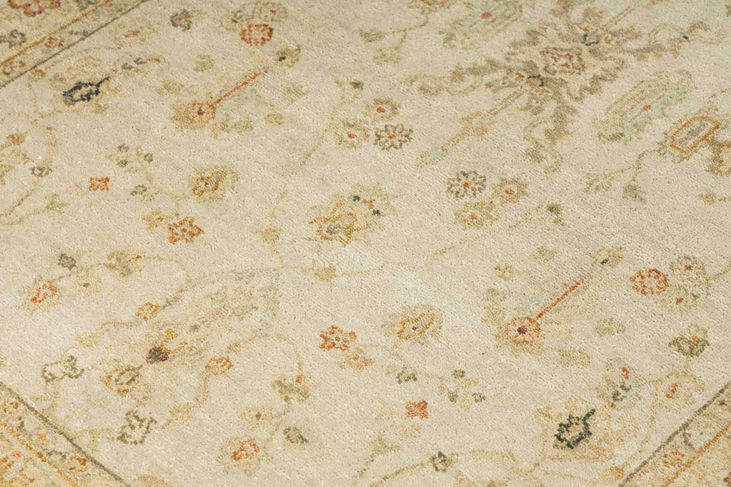 Luxury - Ramble Ivory Beige New Zeland Wool Hand Knotted Premium Carpet