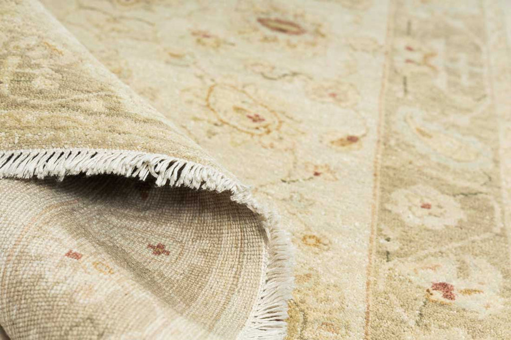 Luxury - Ori Ivory Beige New Zealand Wool Hand Knotted Premium Carpet
