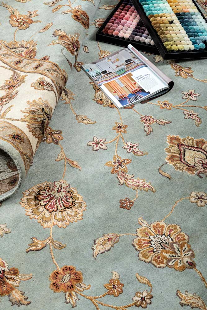 Luxury - Basis Light Blue Ivory Wool & Silk Hand Knotted Premium Carpet