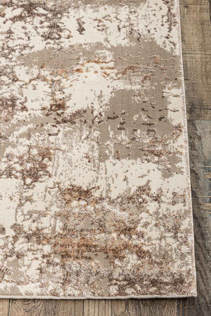 Shamza Gold 100% Polyester Yarn Machine Made