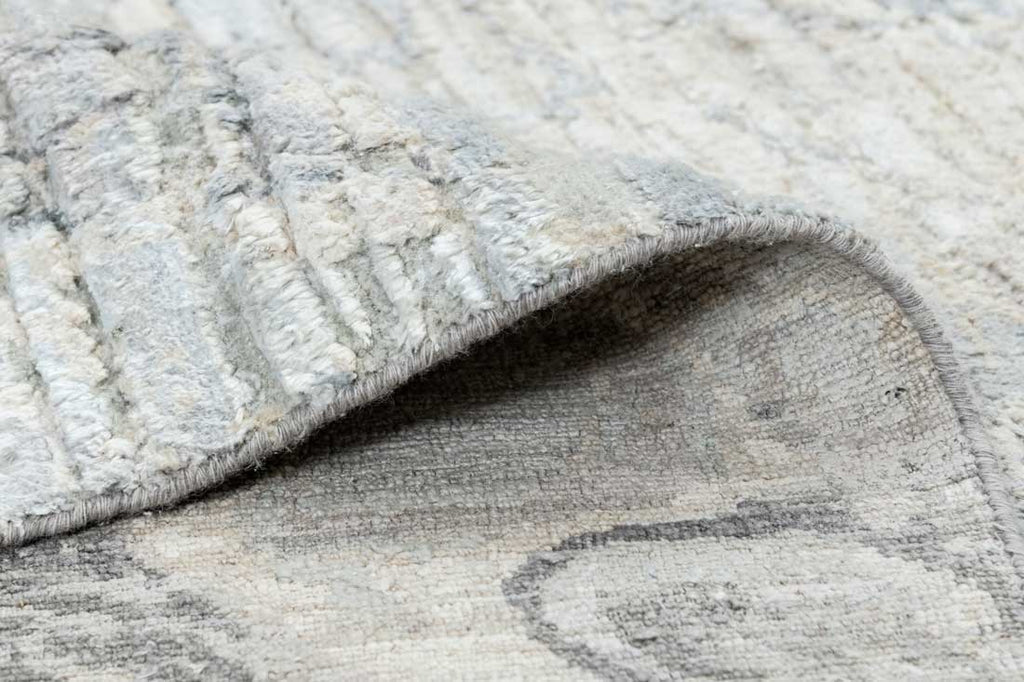 Luxury - Tribal Grey Ivory Wool & Silk Hand Knotted Premium Carpet