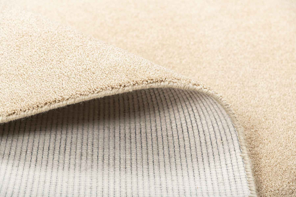 Wheat 8201-Beige 100% Polyester Yarn Machine Made