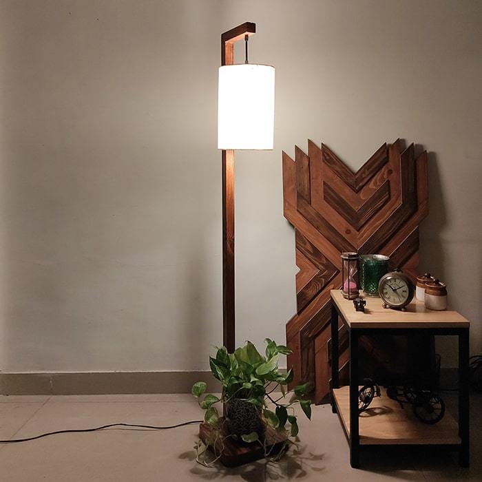 Solid Wood Elementary White Fabric Lampshade Floor Lamp With Brown Base
