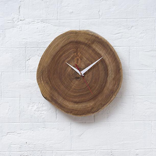 MATTI - Solid Wood Clock