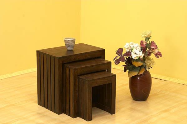Criss Stool Set